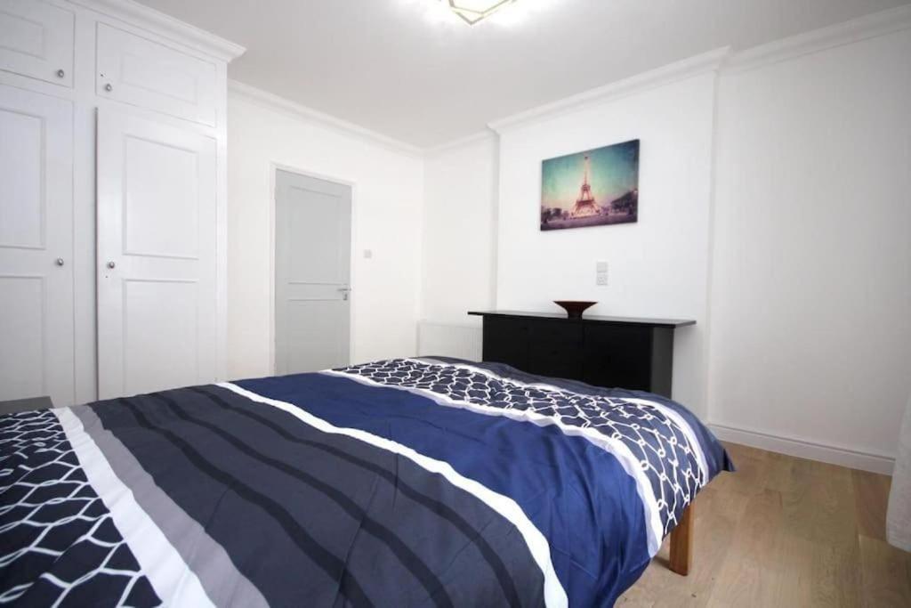 Lovely Kensington Flat لندن المظهر الخارجي الصورة